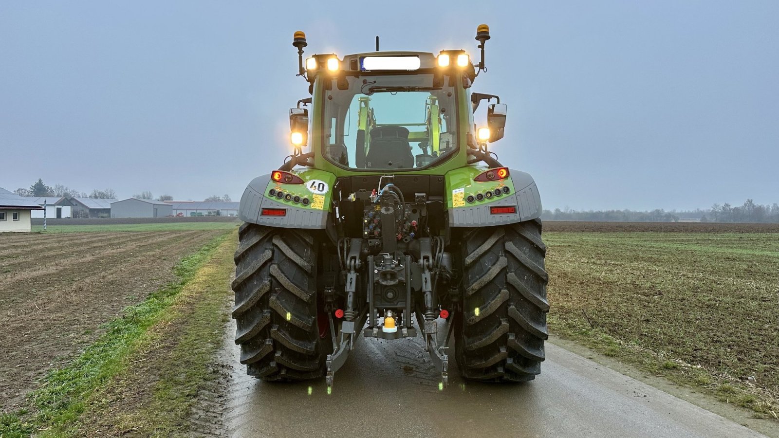 Traktor типа Fendt 516 Vario ProfiPlus, Gebrauchtmaschine в Wallersdorf (Фотография 2)