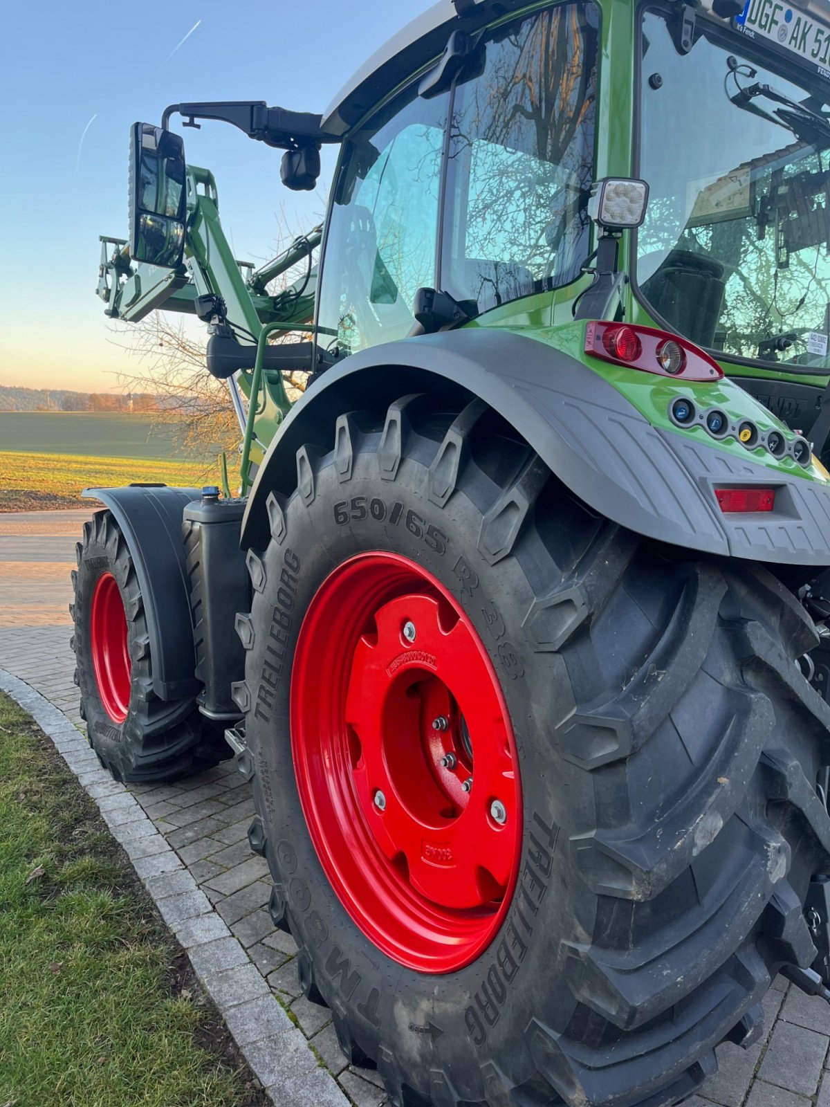 Traktor от тип Fendt 516 Vario ProfiPlus, Gebrauchtmaschine в Loiching (Снимка 8)