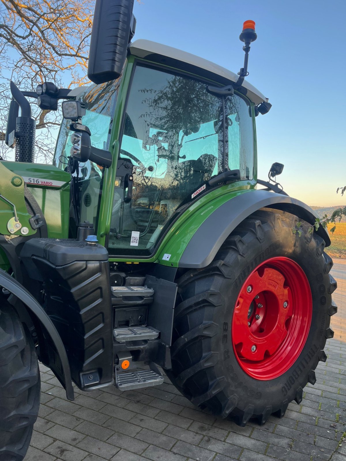 Traktor от тип Fendt 516 Vario ProfiPlus, Gebrauchtmaschine в Loiching (Снимка 13)