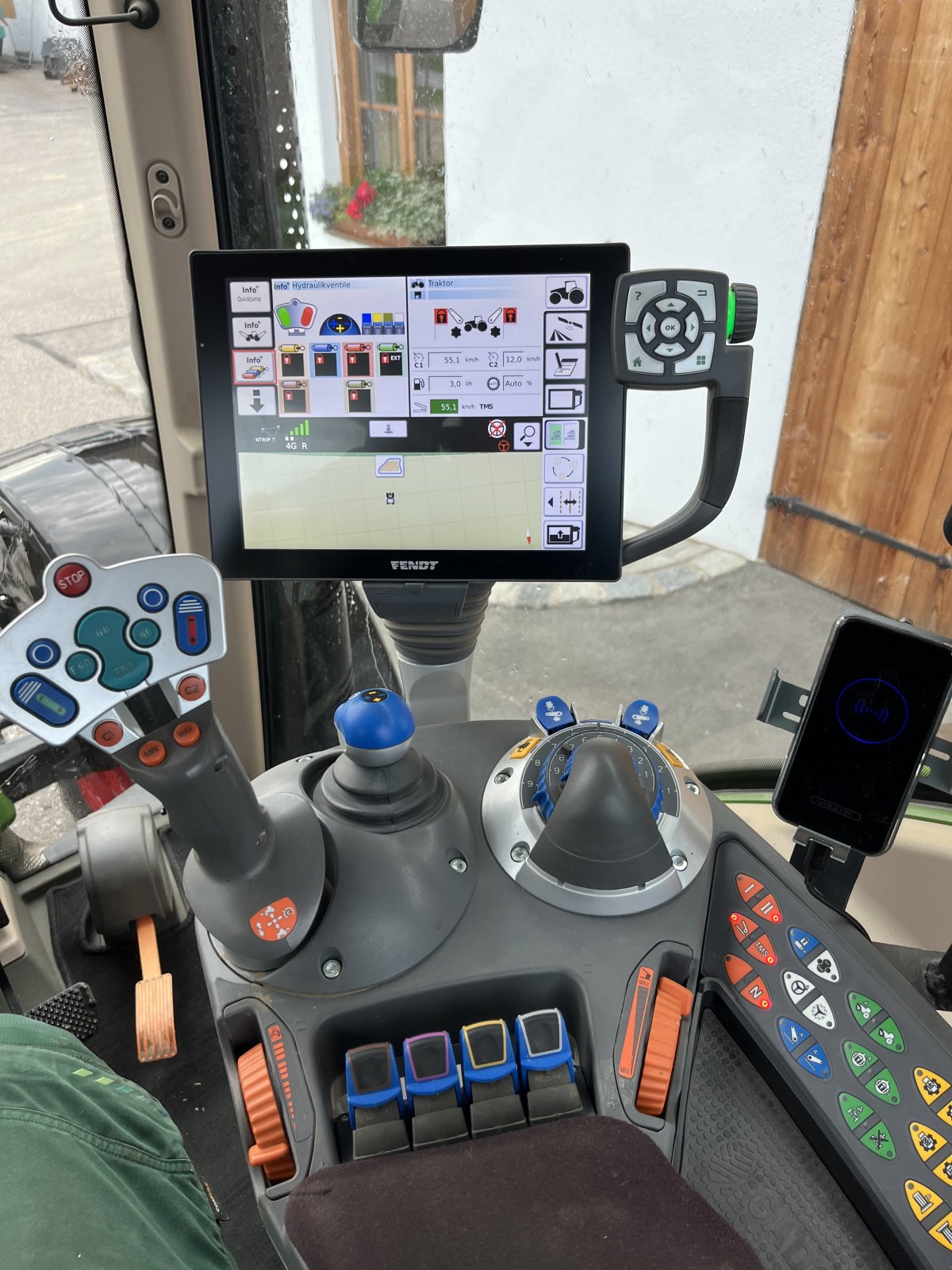 Traktor типа Fendt 516 Vario ProfiPlus, Gebrauchtmaschine в Garching/Alz (Фотография 3)