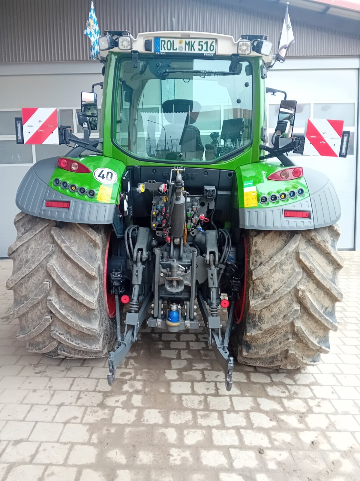 Traktor typu Fendt 516 Vario ProfiPlus, Gebrauchtmaschine w Obersüßbach (Zdjęcie 2)