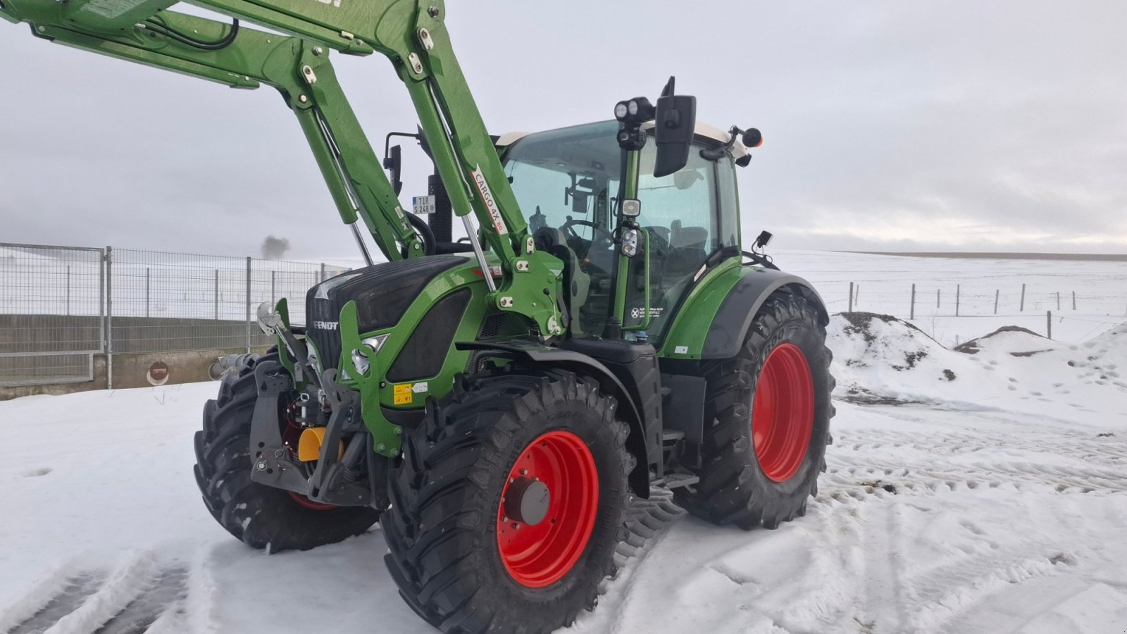 Traktor vrste Fendt 516 Vario ProfiPlus, Gebrauchtmaschine v Bärnau (Slika 1)