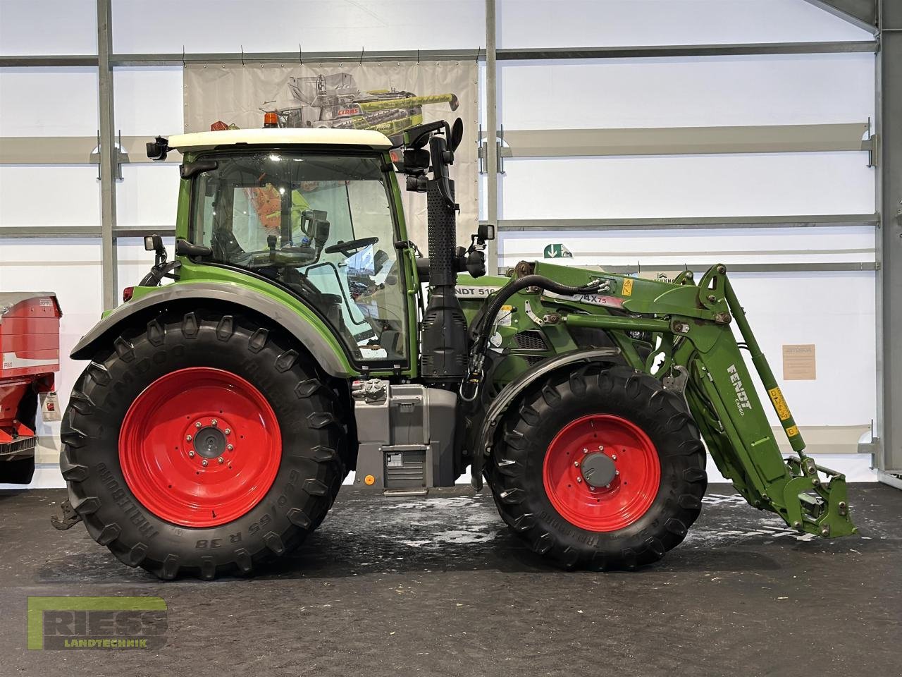 Traktor des Typs Fendt 516 Vario S4 Power, Gebrauchtmaschine in Homberg (Ohm) - Maulbach (Bild 11)