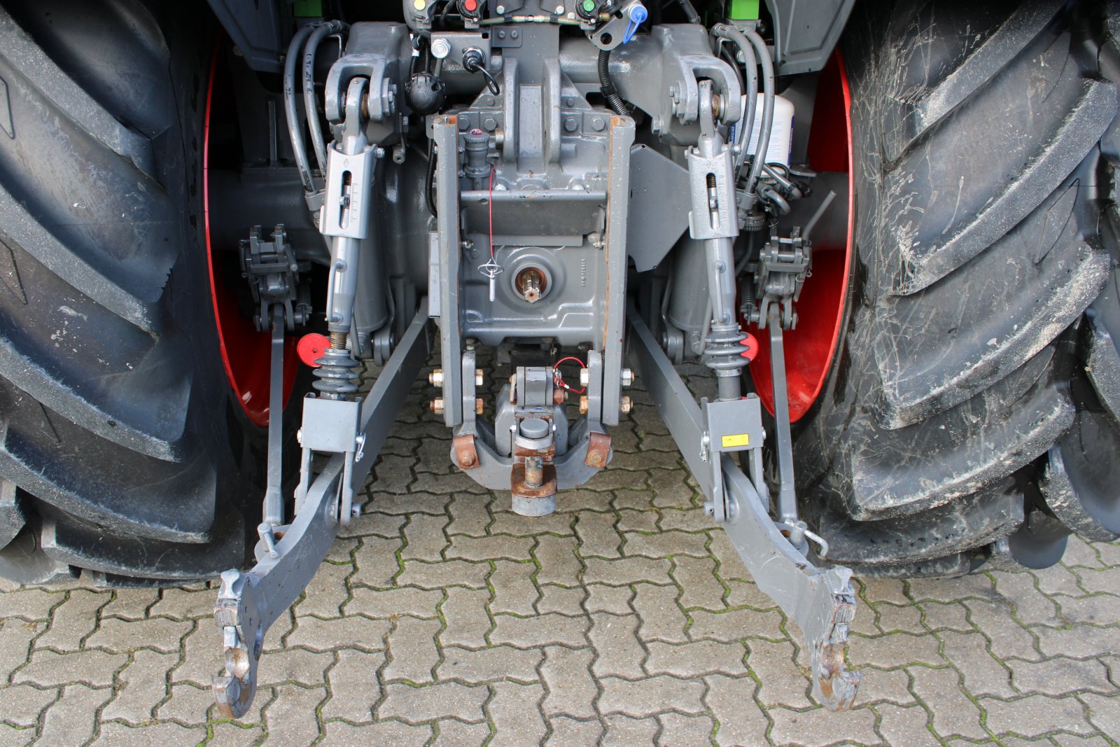 Traktor des Typs Fendt 516 Vario S4 PowerPlus, Gebrauchtmaschine in Holle- Grasdorf (Bild 11)