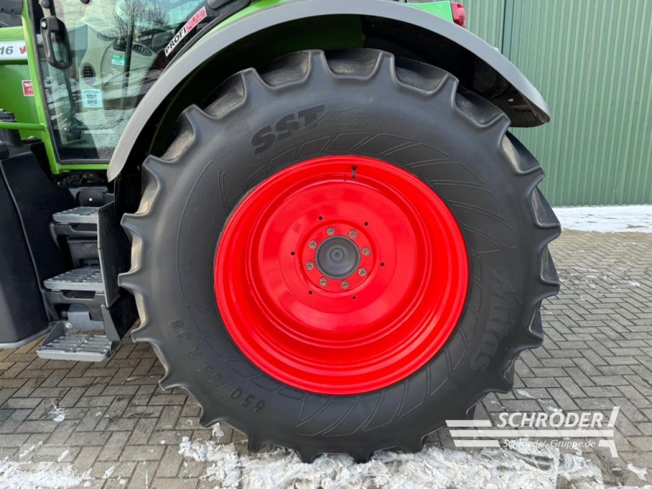 Traktor типа Fendt 516 VARIO S4 PROFI PLUS, Gebrauchtmaschine в Twistringen (Фотография 16)