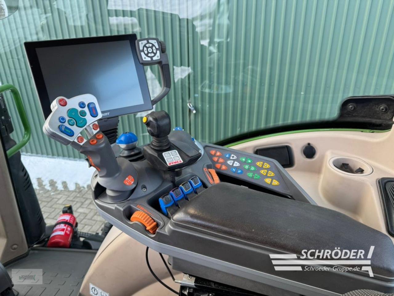 Traktor типа Fendt 516 VARIO S4 PROFI PLUS, Gebrauchtmaschine в Twistringen (Фотография 21)