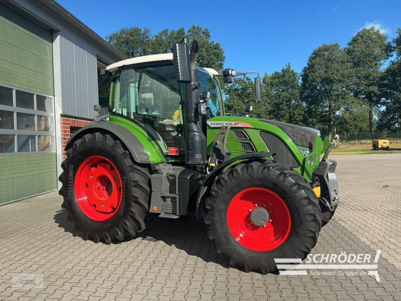 Traktor des Typs Fendt 516 VARIO S4 PROFI, Gebrauchtmaschine in Lastrup (Bild 3)