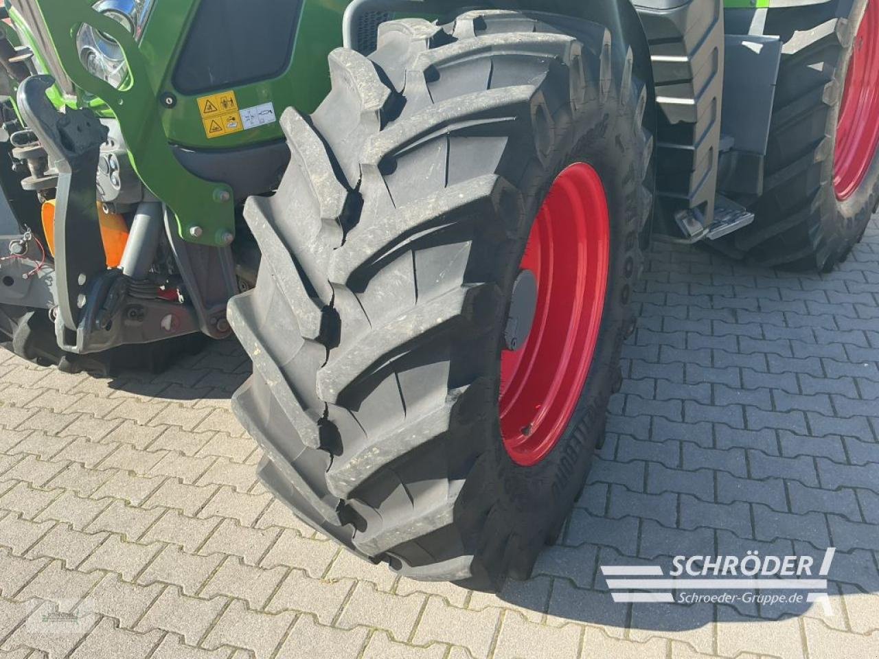 Traktor des Typs Fendt 516 VARIO S4 PROFI, Gebrauchtmaschine in Lastrup (Bild 14)