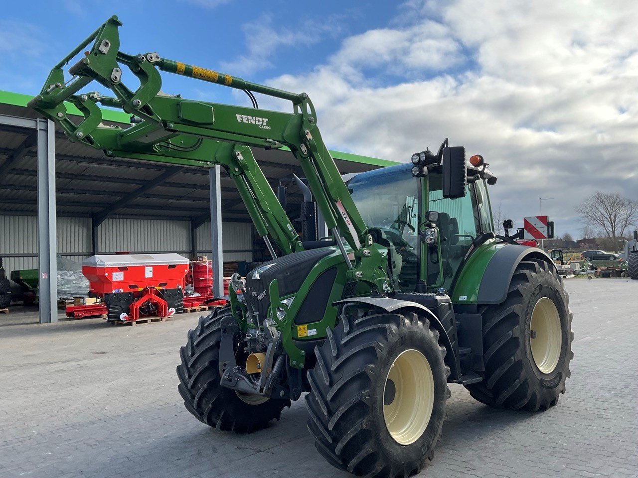 Traktor van het type Fendt 516 Vario S4 ProfiPlus, Gebrauchtmaschine in Gnutz (Foto 9)