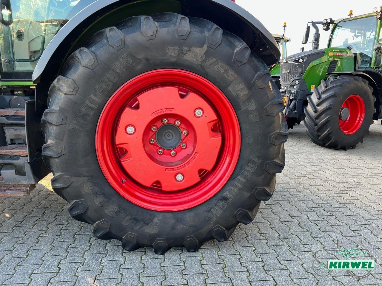 Traktor des Typs Fendt 516 Vario S4, Gebrauchtmaschine in Blankenheim (Bild 13)