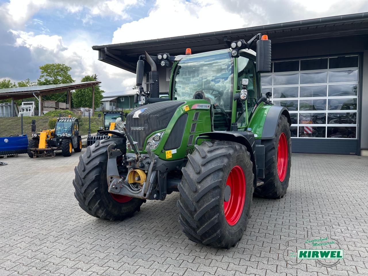 Traktor типа Fendt 516 Vario S4, Gebrauchtmaschine в Blankenheim (Фотография 2)