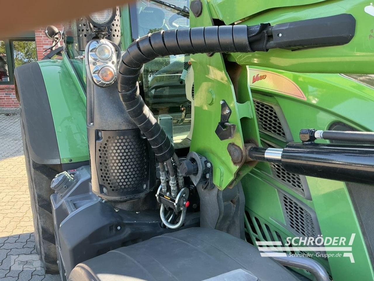 Traktor типа Fendt 516 VARIO SCR PROFI PLUS, Gebrauchtmaschine в Friedland (Фотография 11)
