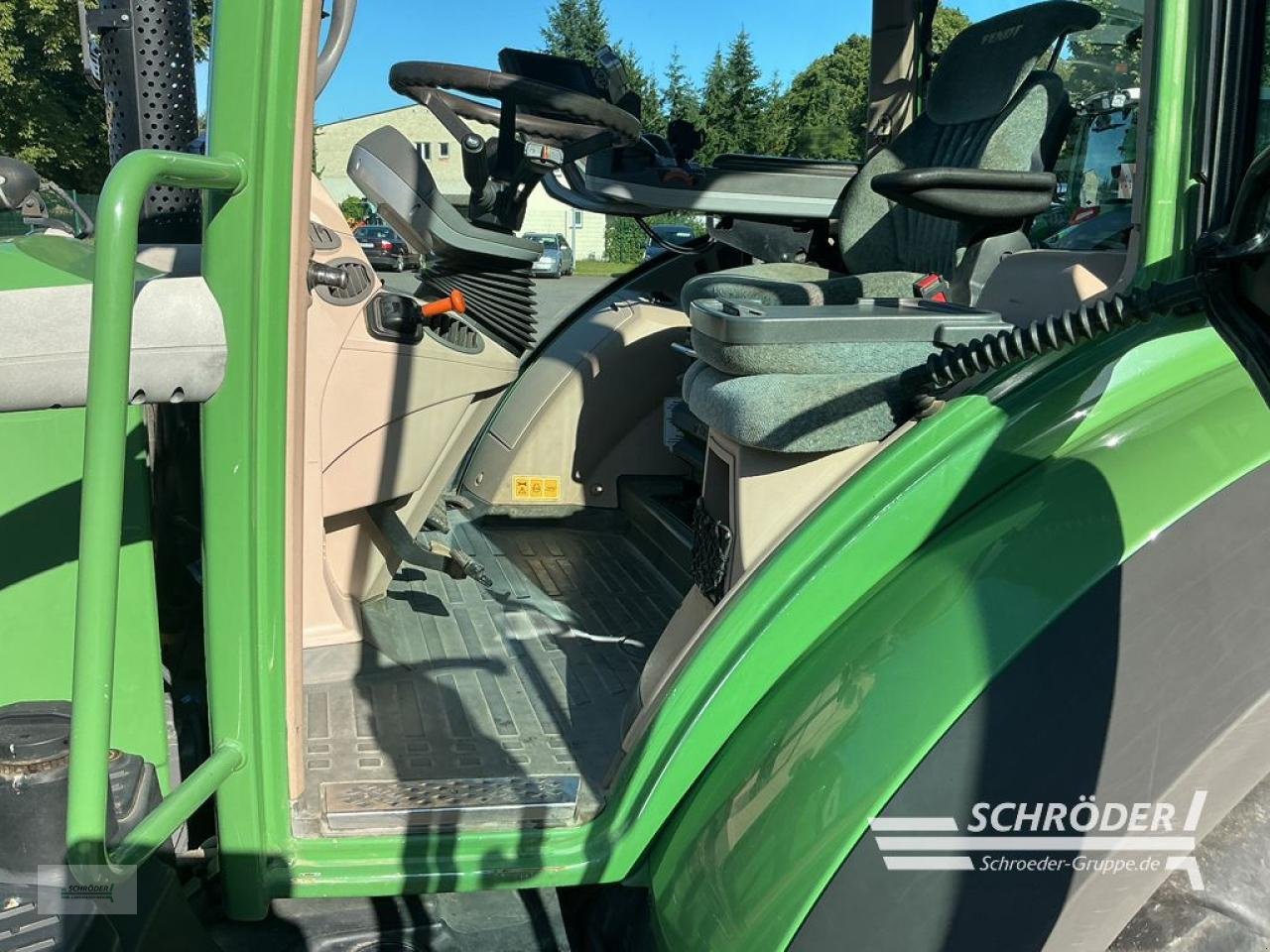 Traktor типа Fendt 516 VARIO SCR PROFI PLUS, Gebrauchtmaschine в Friedland (Фотография 16)