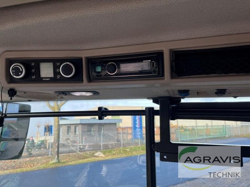 Traktor of the type Fendt 516 VARIO SCR Profi, Gebrauchtmaschine in Meppen (Picture 19)