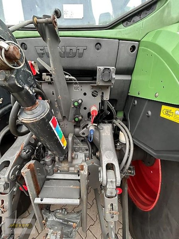 Traktor of the type Fendt 516 Vario SCR ProfiPlus, Gebrauchtmaschine in Andervenne (Picture 8)