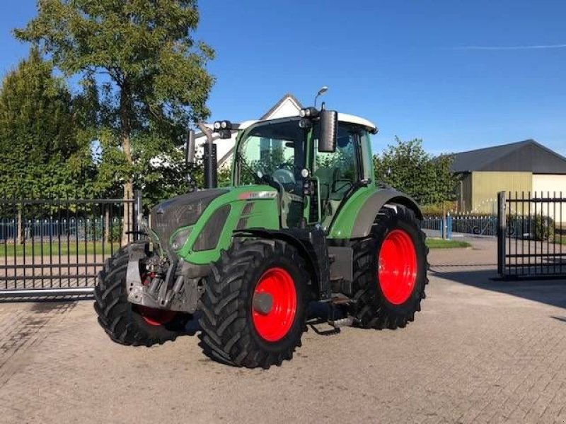 Traktor des Typs Fendt 516 vario, Gebrauchtmaschine in Marknesse (Bild 1)