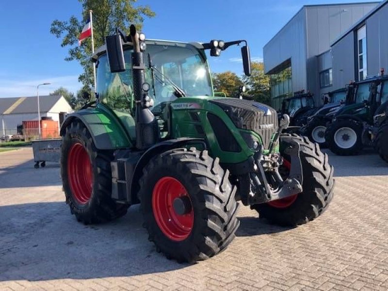 Traktor des Typs Fendt 516 vario, Gebrauchtmaschine in Marknesse (Bild 2)