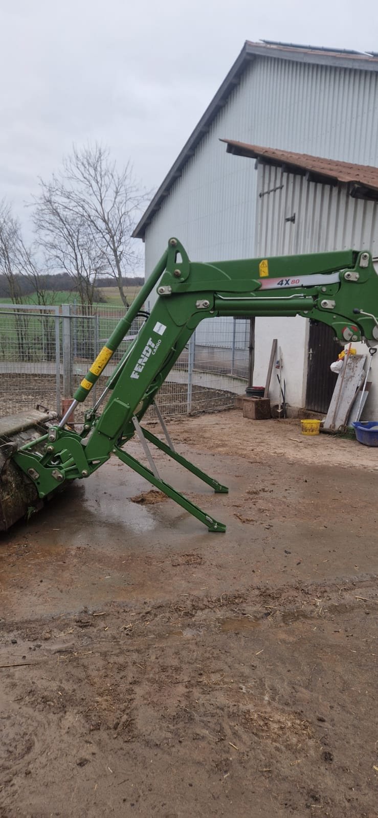 Traktor des Typs Fendt 516 Vario, Gebrauchtmaschine in Roden (Bild 5)