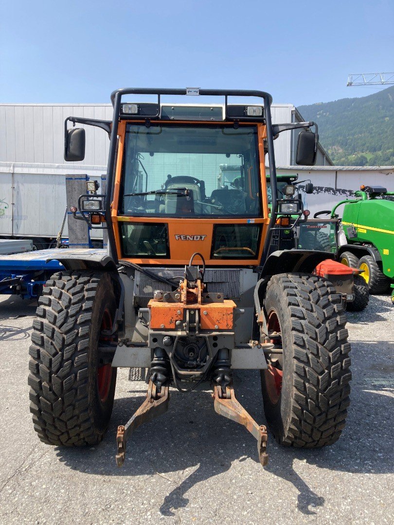 Traktor of the type Fendt 524, Gebrauchtmaschine in Landquart (Picture 2)