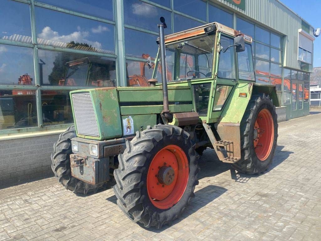 Traktor tip Fendt 600 LS, Gebrauchtmaschine in Roosendaal (Poză 5)