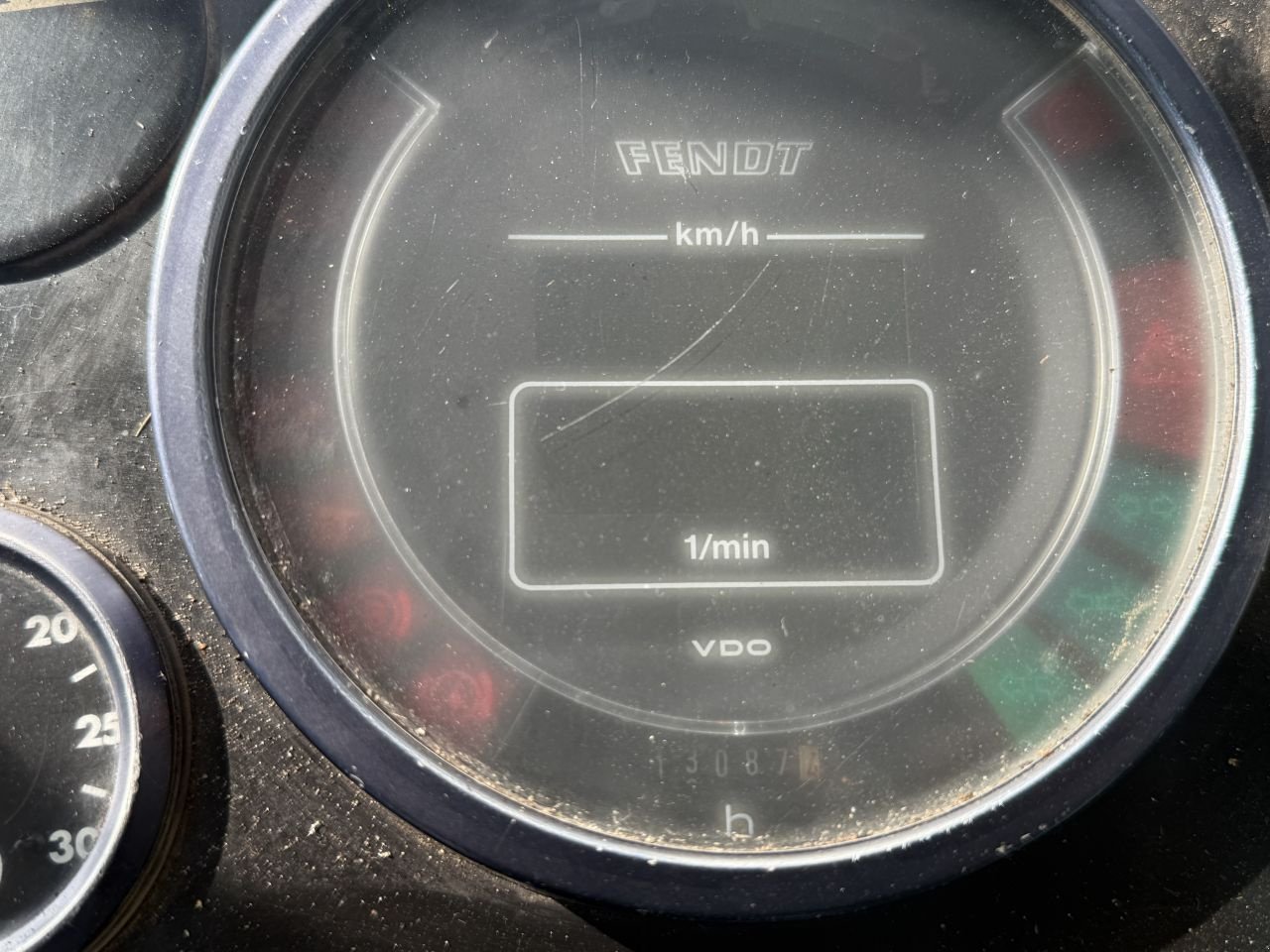Traktor типа Fendt 612e, Gebrauchtmaschine в Wadenoijen (Фотография 6)