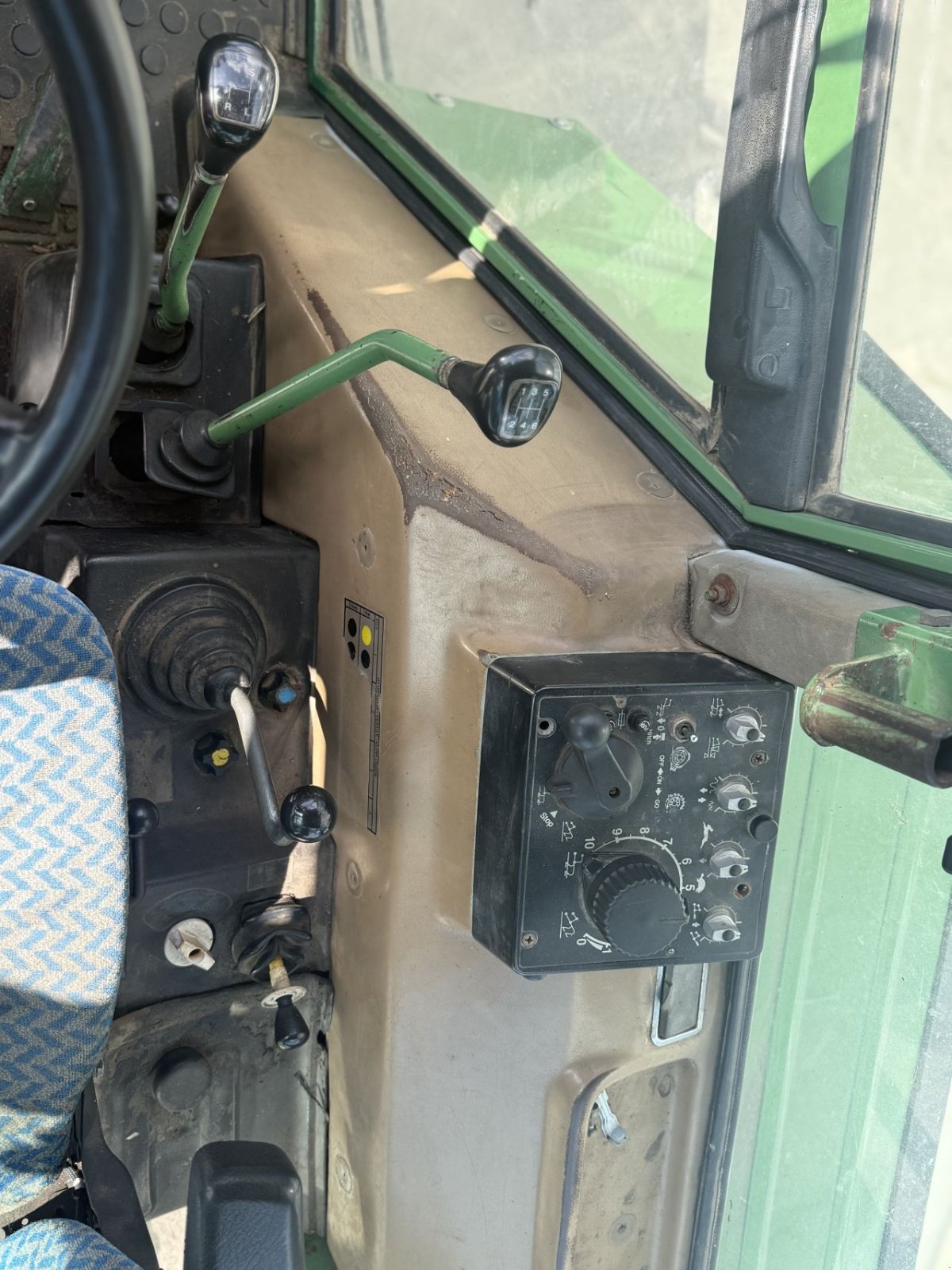 Traktor типа Fendt 612e, Gebrauchtmaschine в Wadenoijen (Фотография 5)