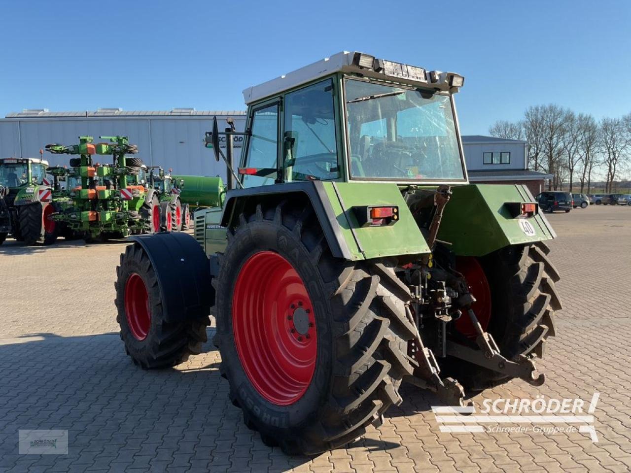 Traktor des Typs Fendt 614 LSA, Gebrauchtmaschine in Holdorf (Bild 3)