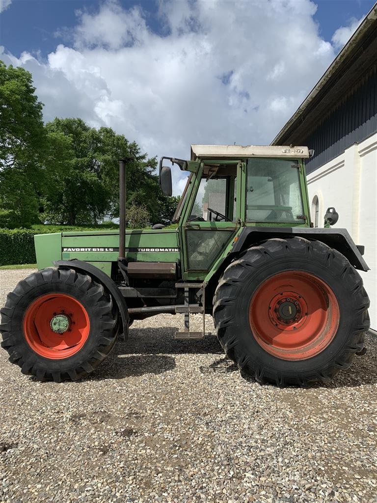 Traktor типа Fendt 615 Turbomatik LS, Gebrauchtmaschine в Aabenraa (Фотография 1)