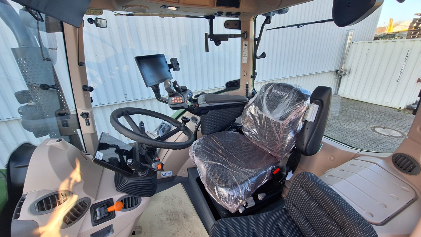 Traktor of the type Fendt 616 Vario Power+ Sett2, Neumaschine in Holle- Grasdorf (Picture 16)