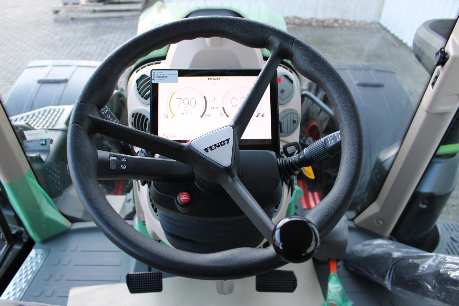 Traktor of the type Fendt 616 Vario Power+ Sett2, Neumaschine in Holle- Grasdorf (Picture 21)