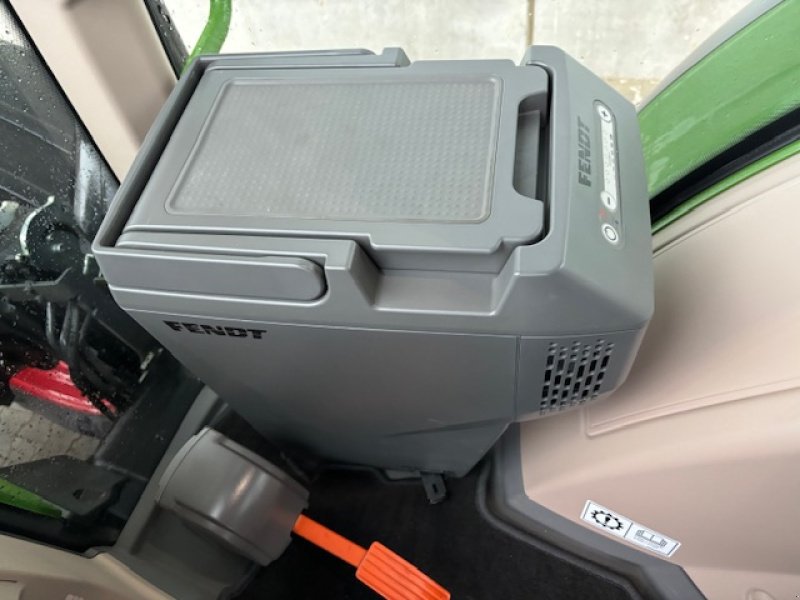Traktor des Typs Fendt 618 Vario Power+ Setting2, Gebrauchtmaschine in Gudensberg (Bild 13)