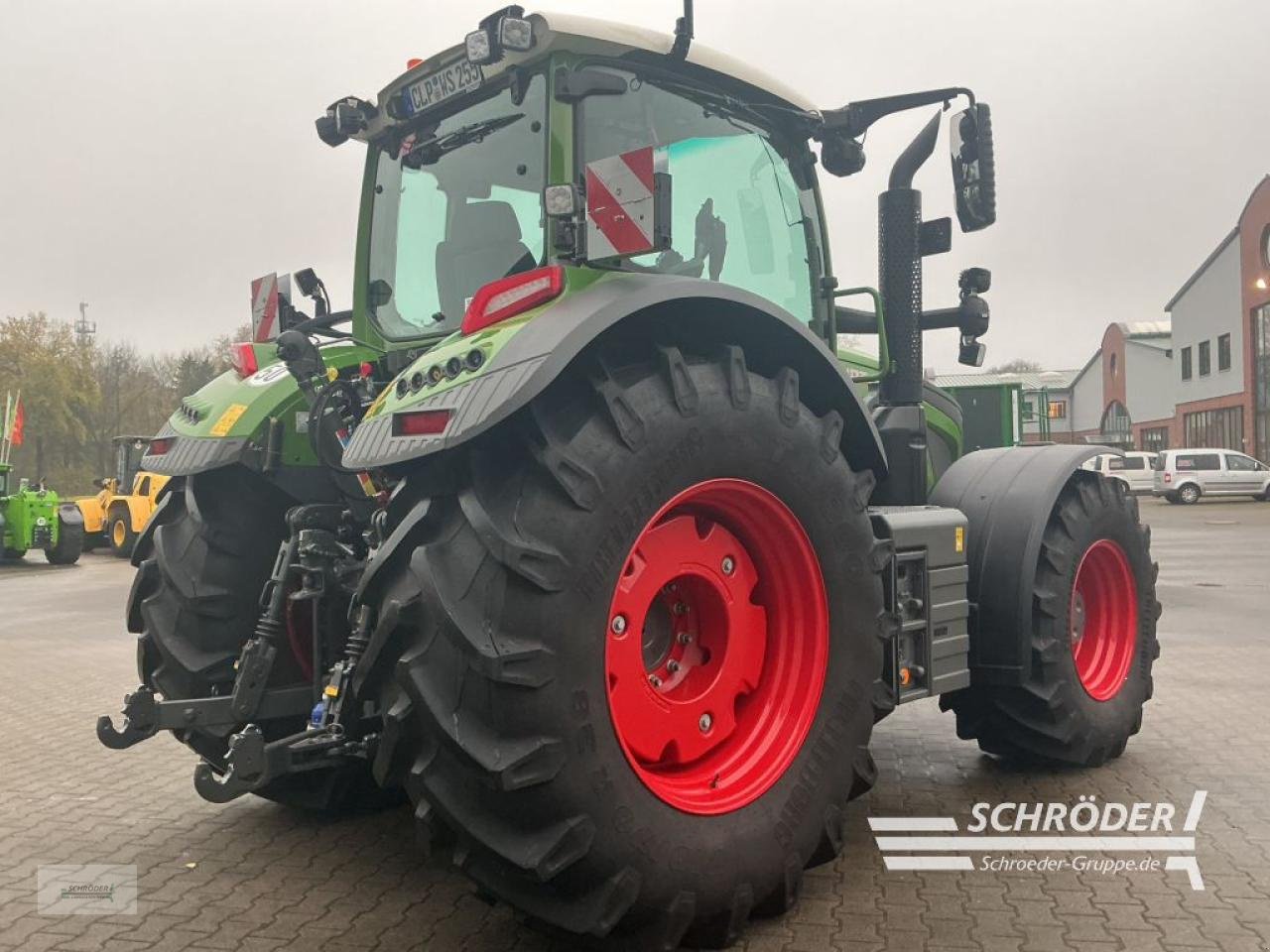 Traktor of the type Fendt 620 VARIO POWER PLUS, Neumaschine in Lastrup (Picture 5)
