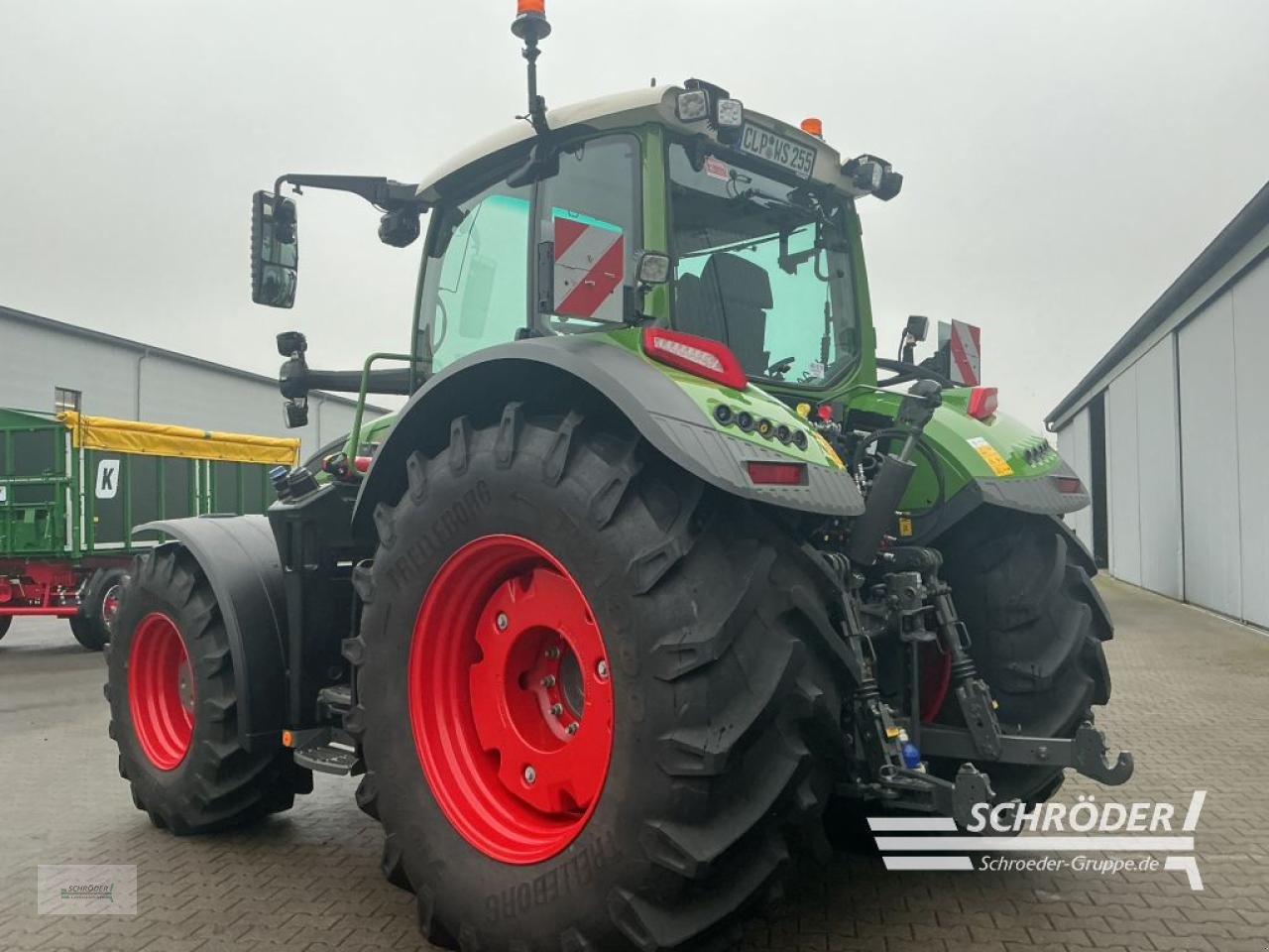 Traktor of the type Fendt 620 VARIO POWER PLUS, Neumaschine in Lastrup (Picture 9)