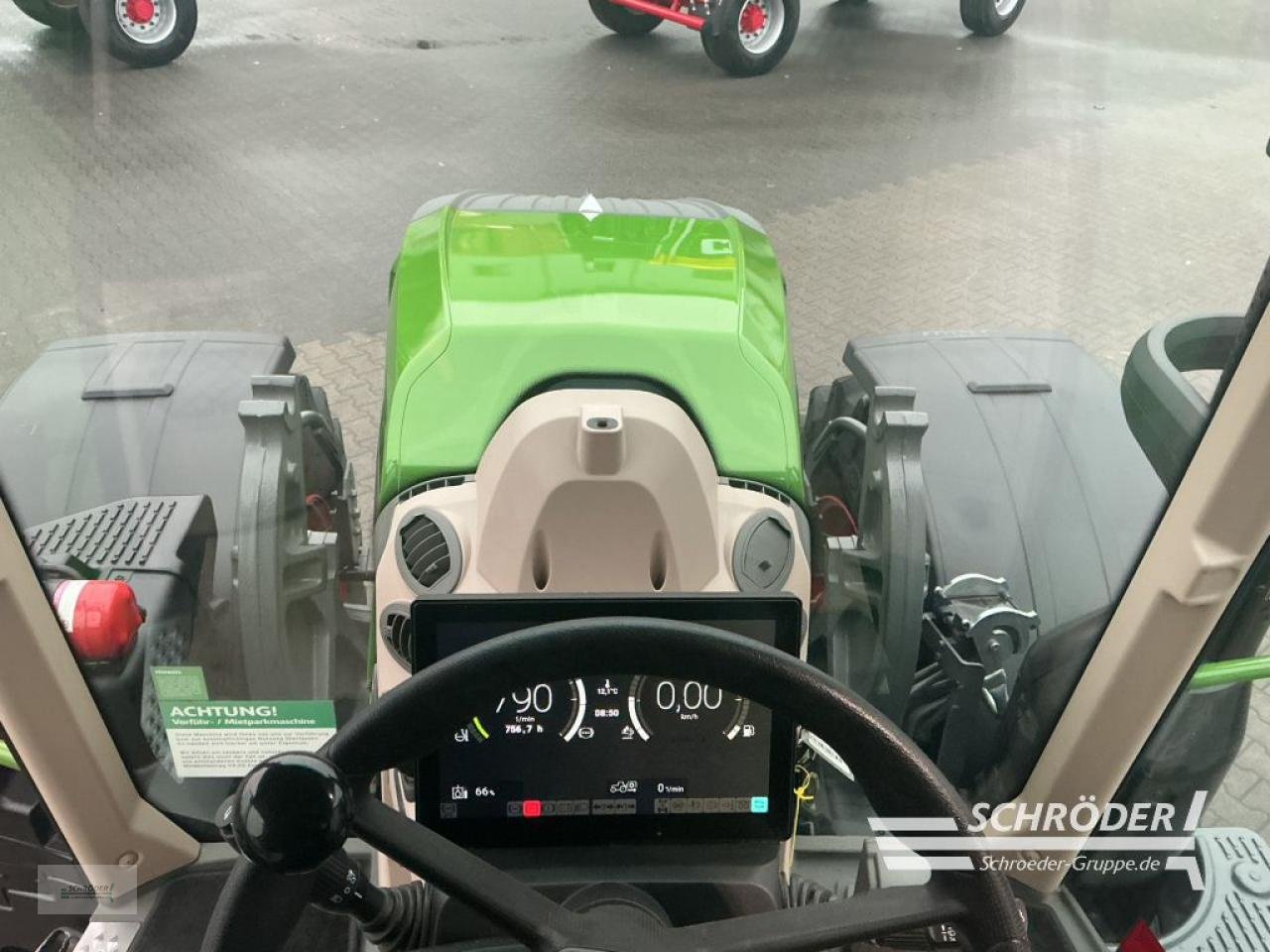 Traktor of the type Fendt 620 VARIO POWER PLUS, Neumaschine in Lastrup (Picture 18)