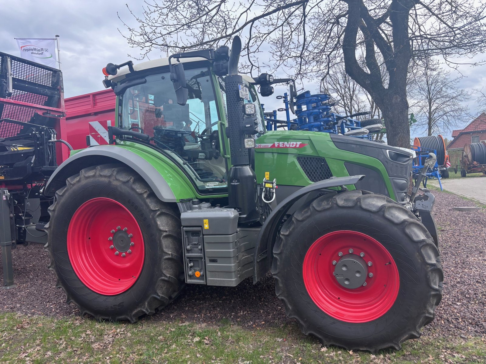 Traktor del tipo Fendt 620 Vario Power+ Setting2, Gebrauchtmaschine en Voitze (Imagen 2)