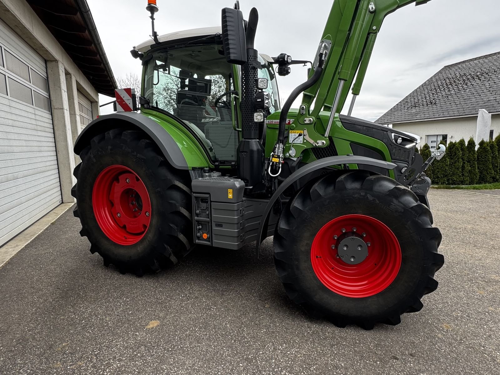 Traktor des Typs Fendt 620 Vario Profi+, Vorführmaschine in Traberg (Bild 8)