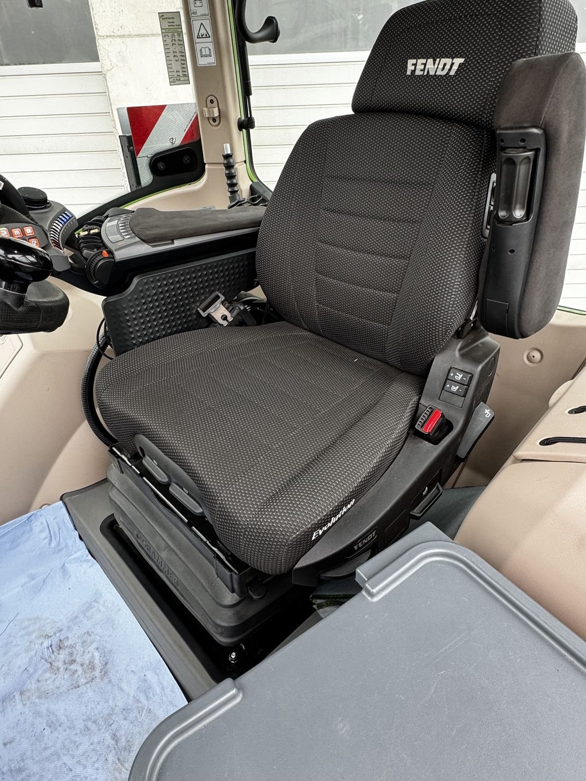 Traktor des Typs Fendt 620 Vario Profi+, Vorführmaschine in Traberg (Bild 11)