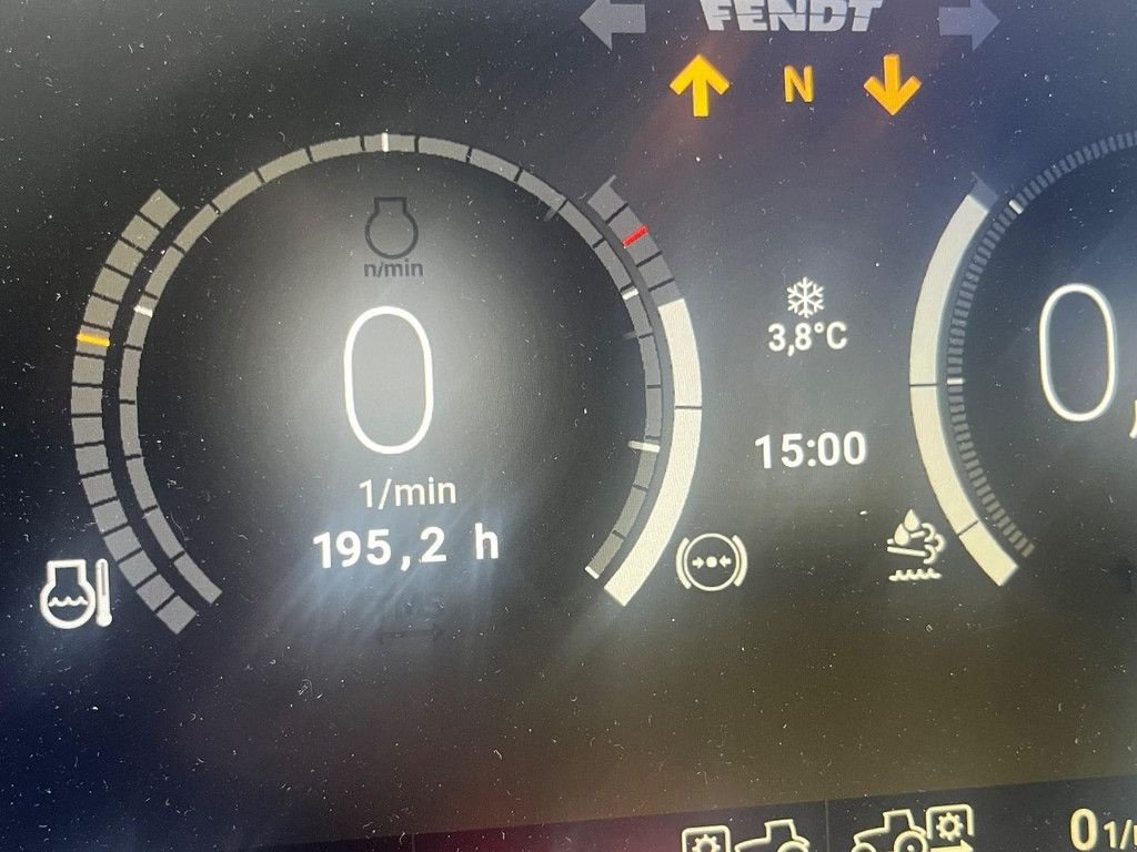 Traktor of the type Fendt 620 Vario Profi Plus S2, Gebrauchtmaschine in Hapert (Picture 11)