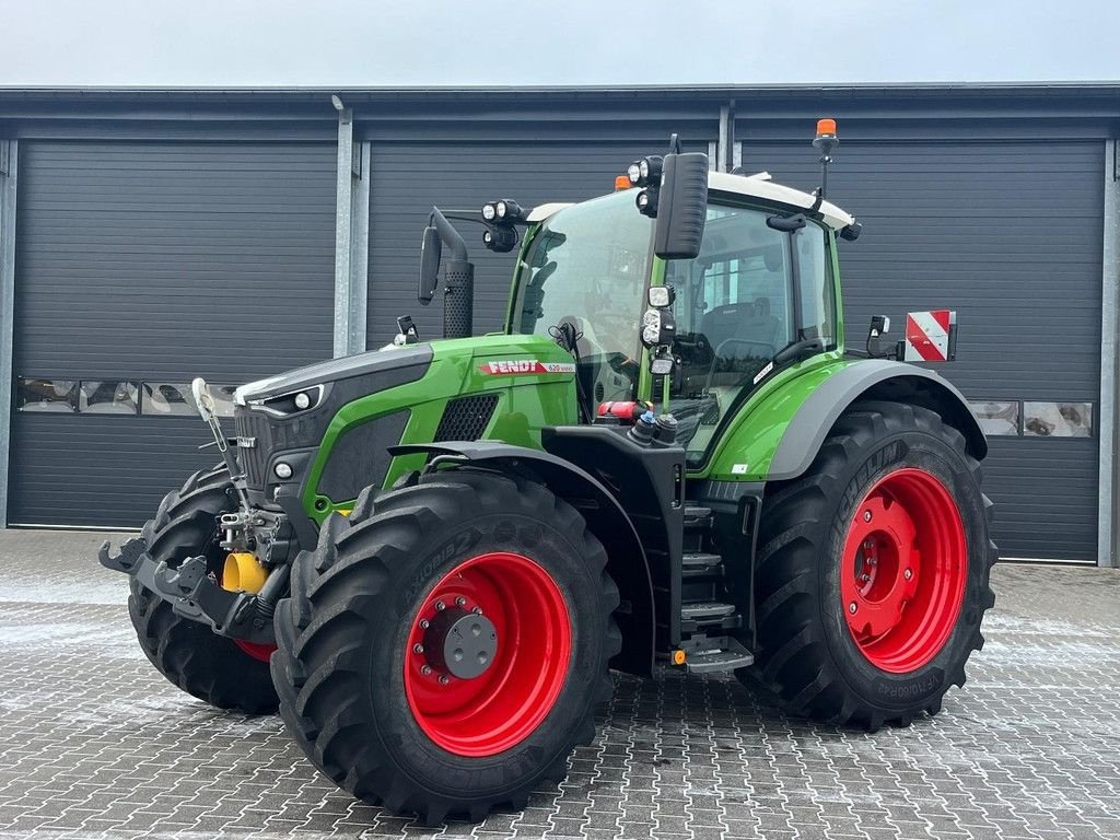 Traktor of the type Fendt 620 Vario Profi Plus S2, Gebrauchtmaschine in Hapert (Picture 1)