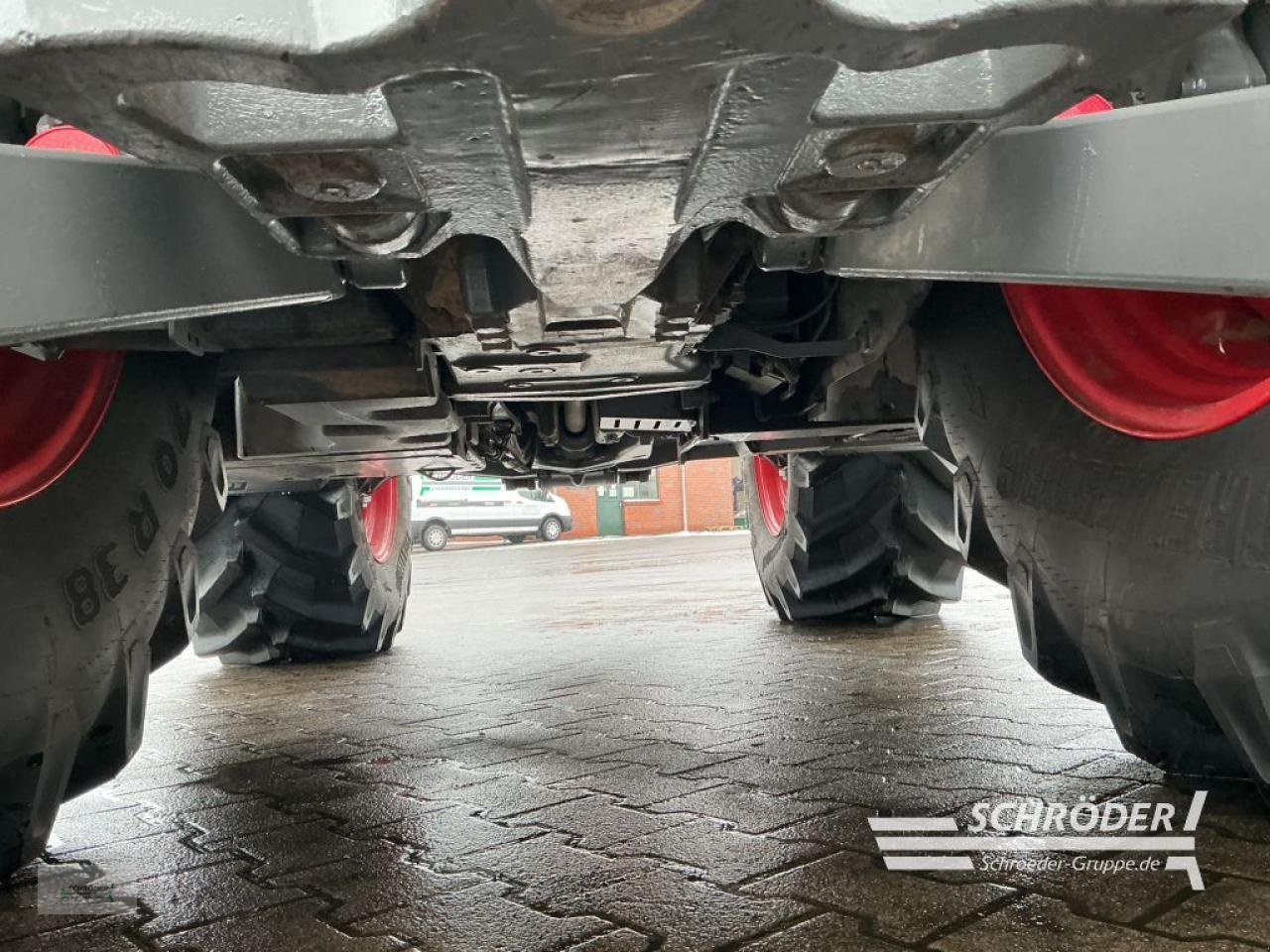 Traktor of the type Fendt 620 VARIO PROFI PLUS, Neumaschine in Lastrup (Picture 19)