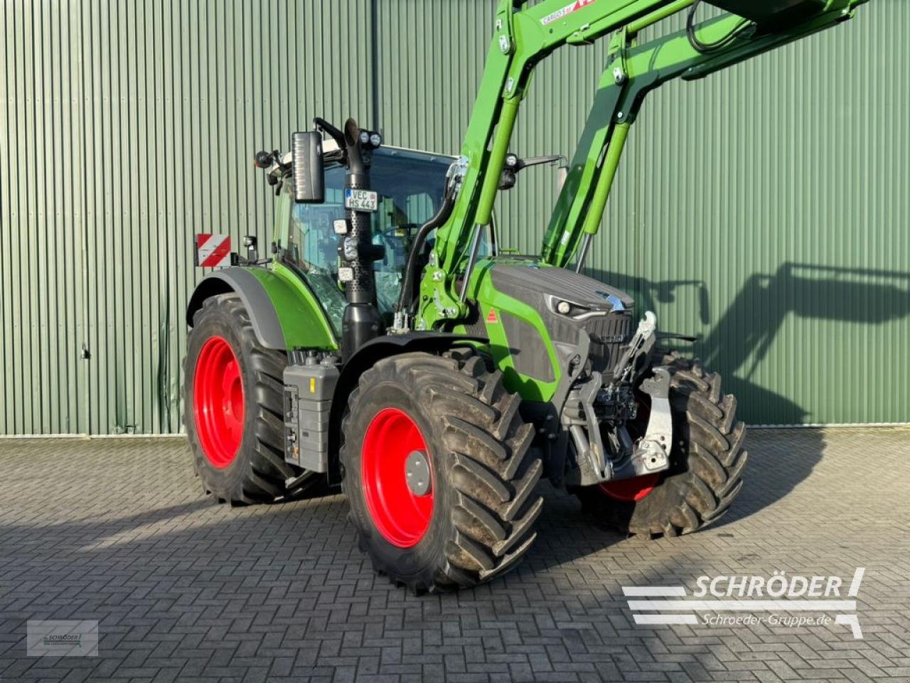 Traktor of the type Fendt 620 VARIO PROFI PLUS, Neumaschine in Twistringen (Picture 1)