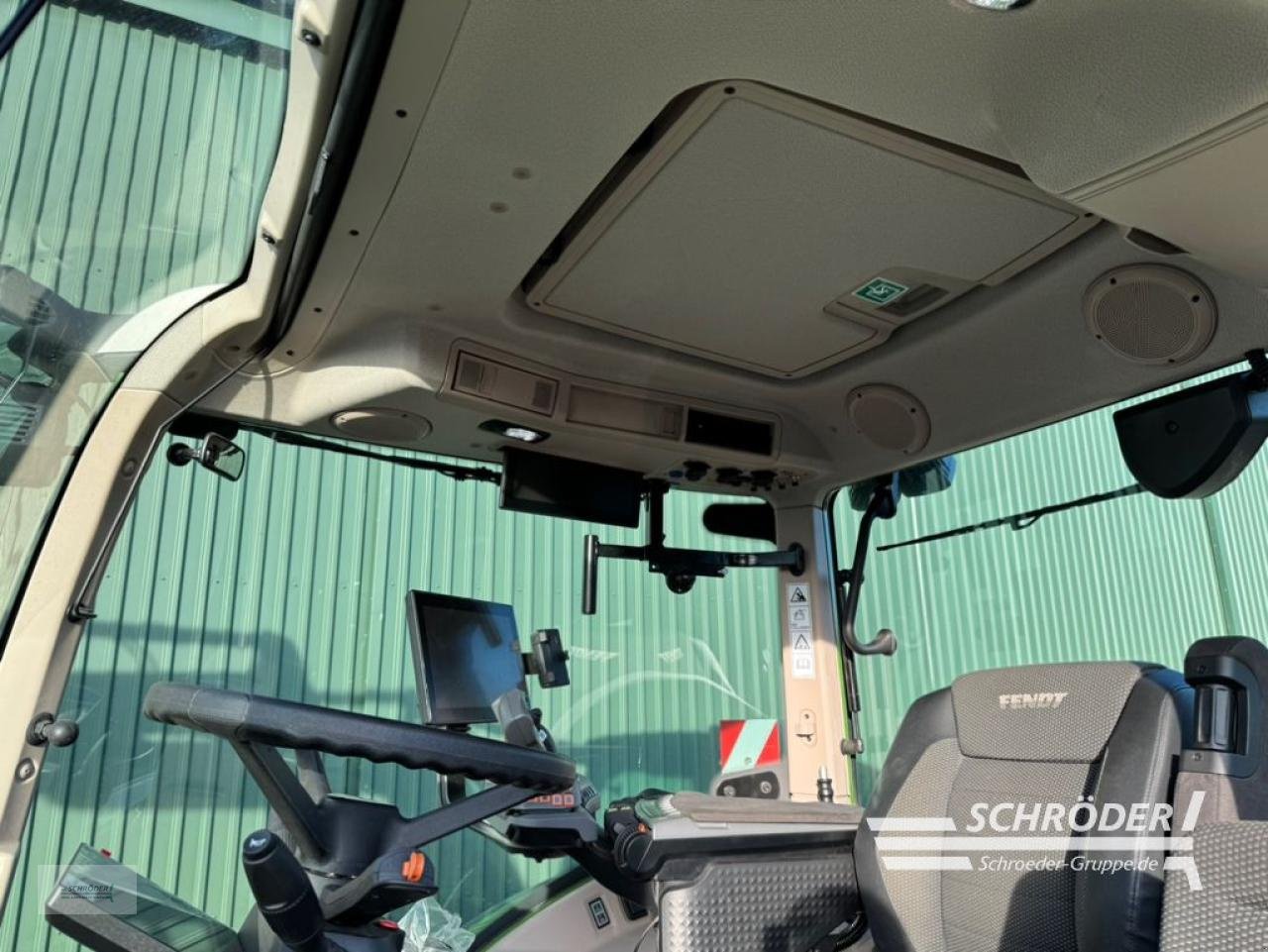 Traktor of the type Fendt 620 VARIO PROFI PLUS, Neumaschine in Twistringen (Picture 18)