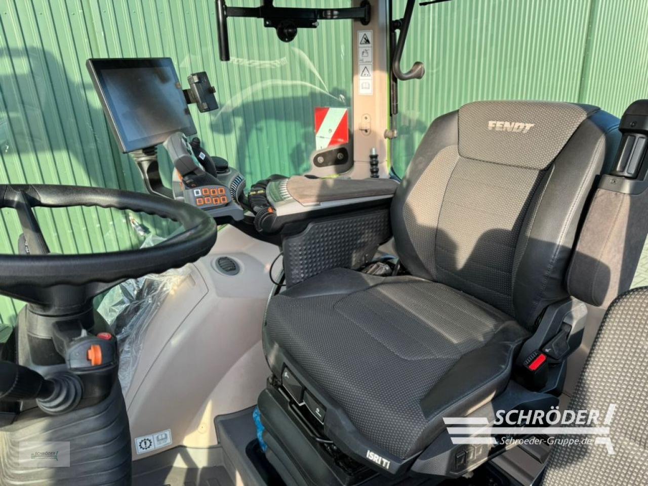 Traktor of the type Fendt 620 VARIO PROFI PLUS, Neumaschine in Twistringen (Picture 19)