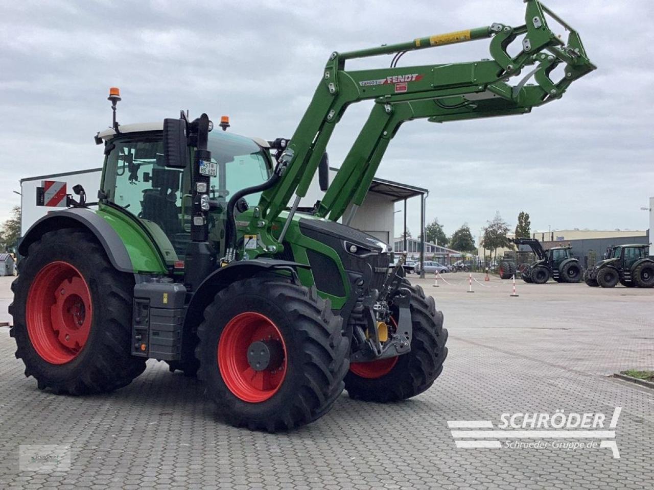 Traktor от тип Fendt 620 VARIO PROFI PLUS, Neumaschine в Norden (Снимка 1)