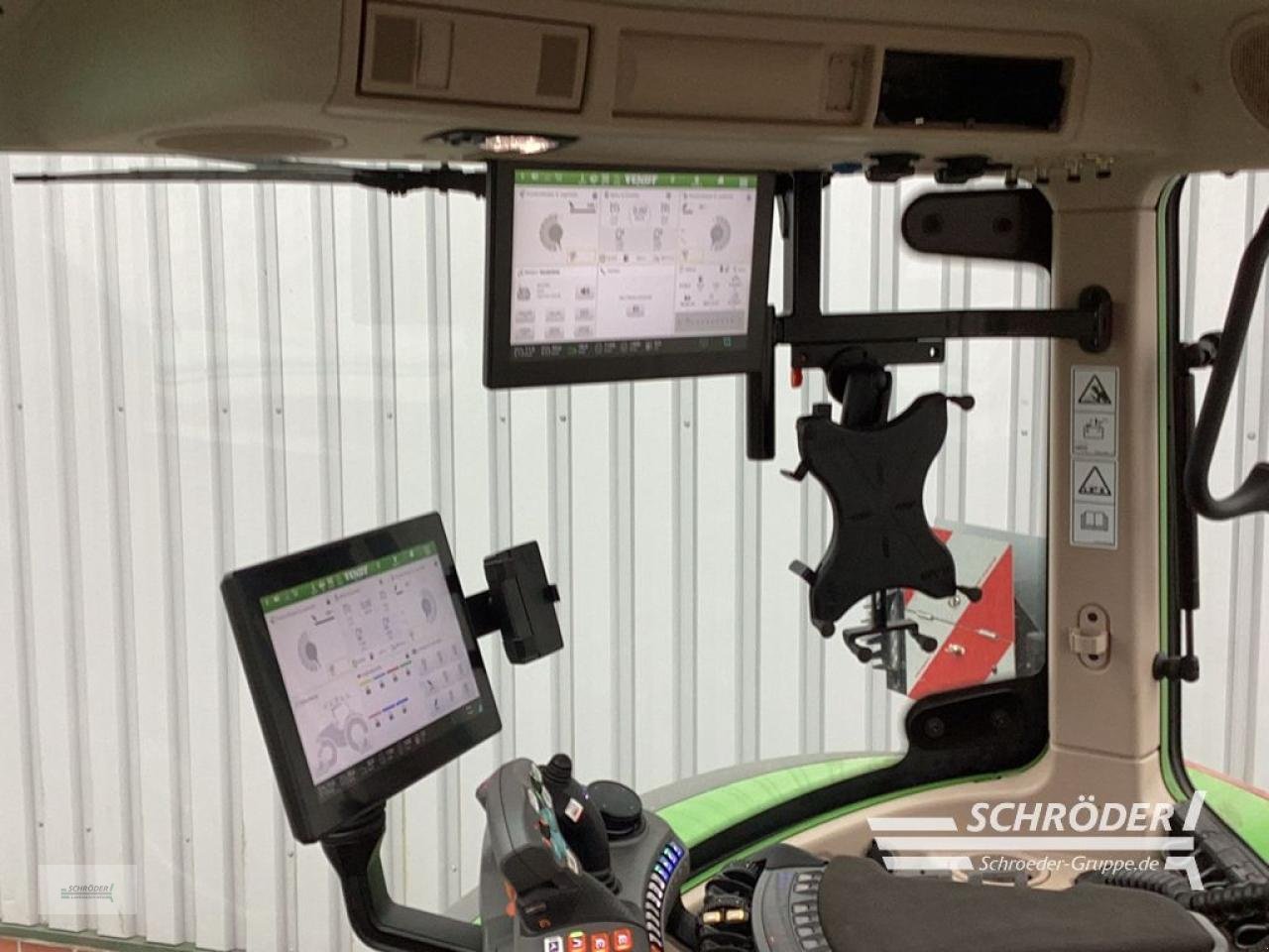 Traktor от тип Fendt 620 VARIO PROFI PLUS, Neumaschine в Norden (Снимка 16)