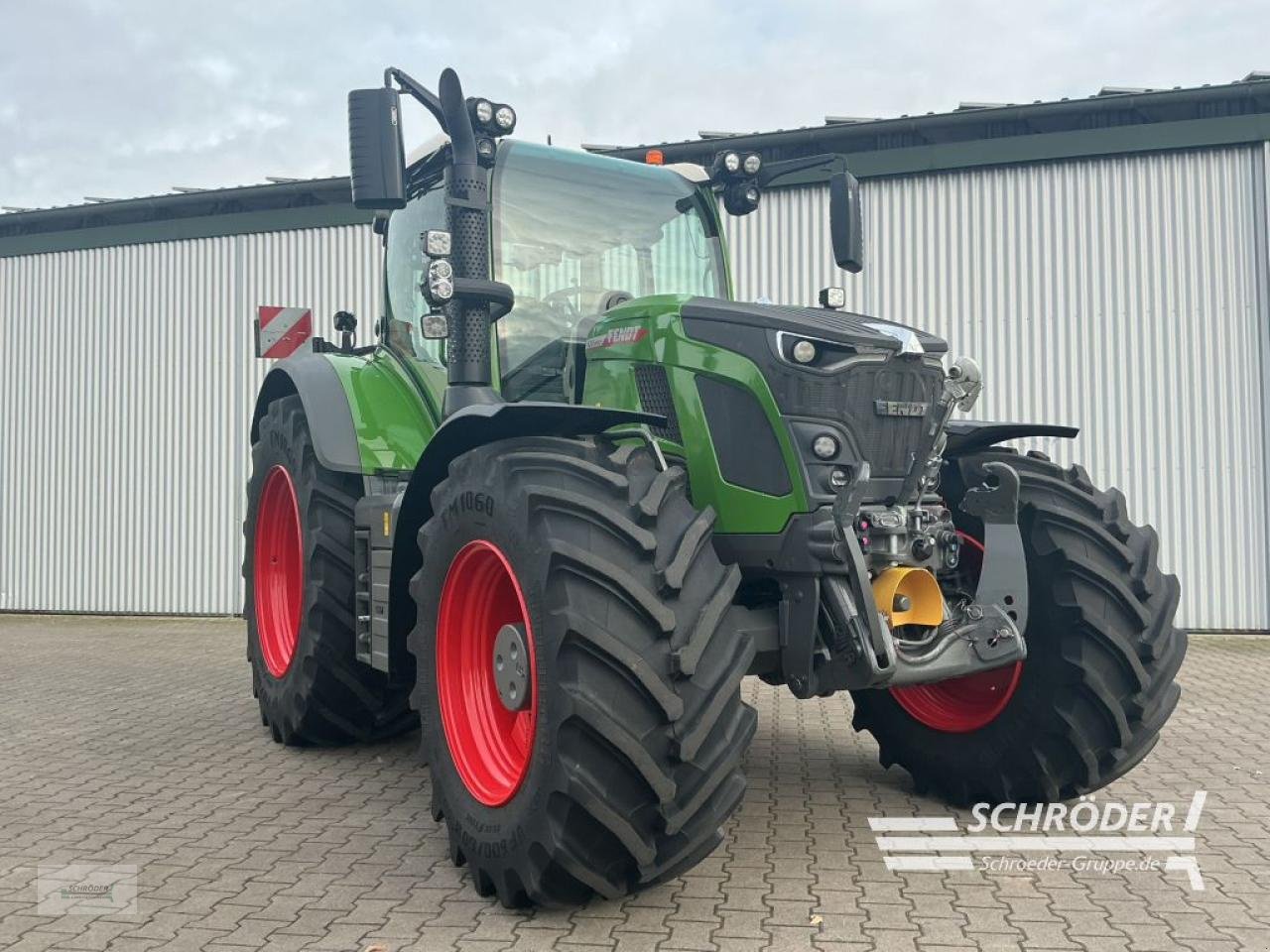 Traktor van het type Fendt 620 VARIO PROFI PLUS, Neumaschine in Lastrup (Foto 2)
