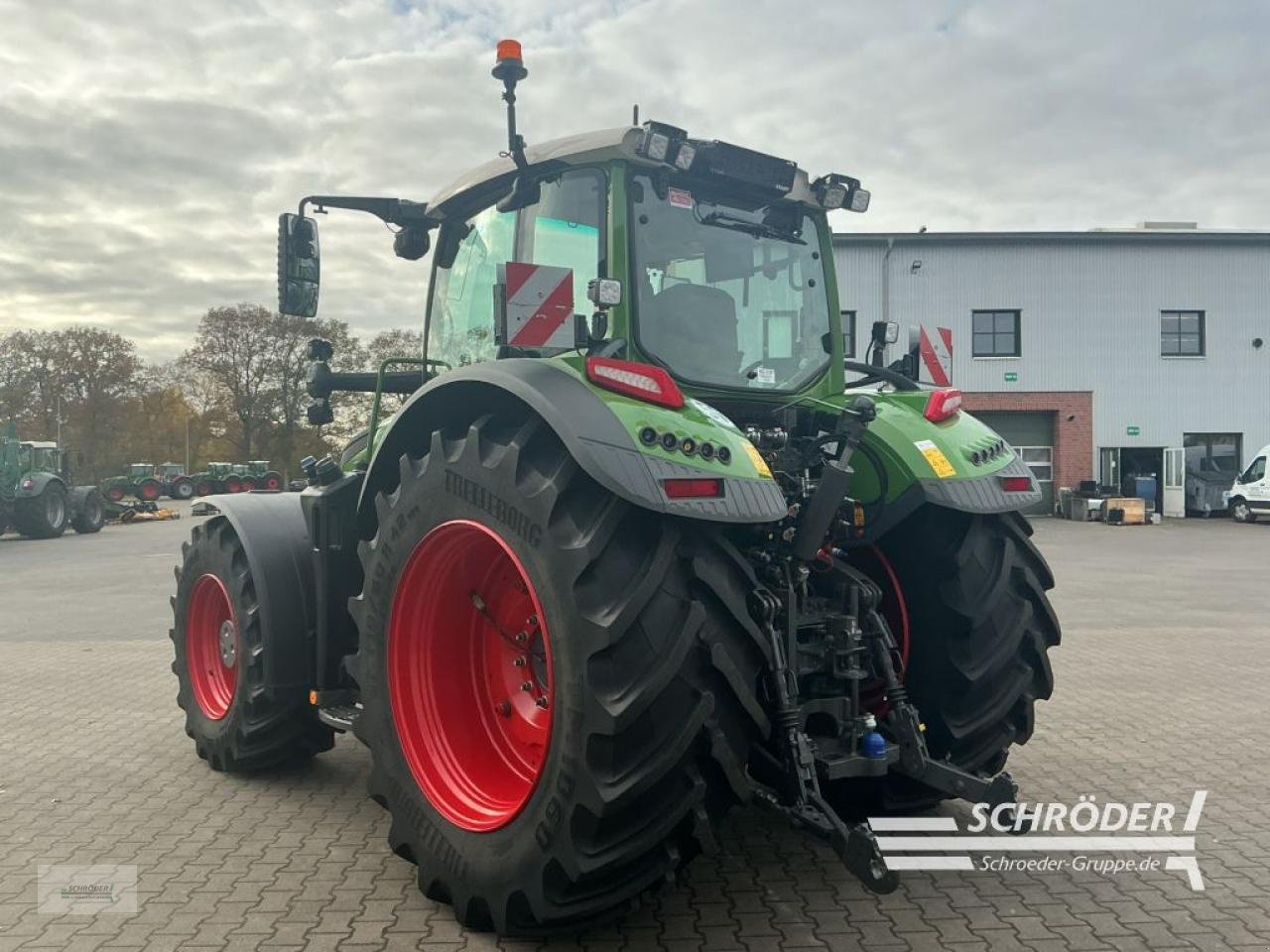 Traktor van het type Fendt 620 VARIO PROFI PLUS, Neumaschine in Lastrup (Foto 8)