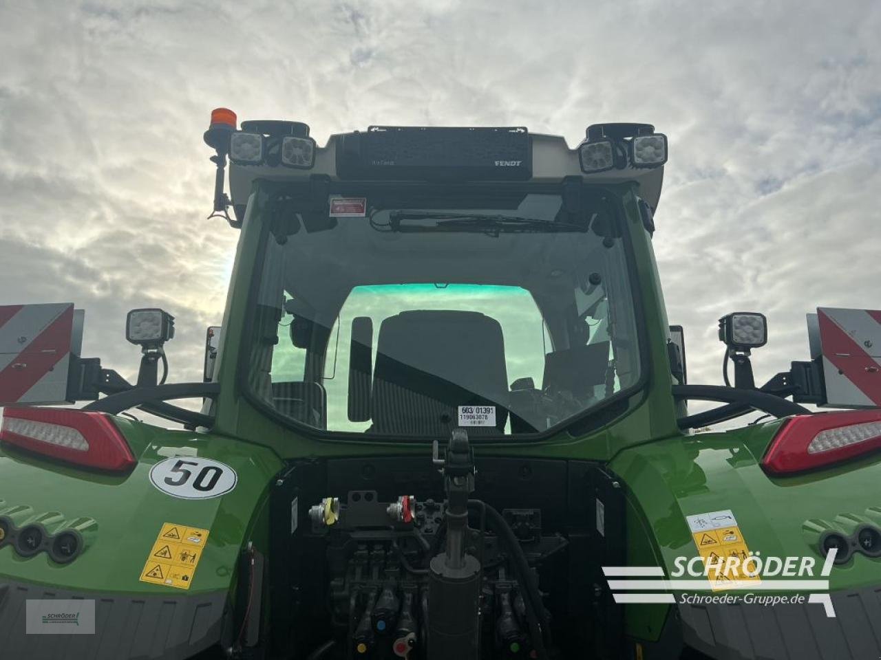 Traktor van het type Fendt 620 VARIO PROFI PLUS, Neumaschine in Lastrup (Foto 19)