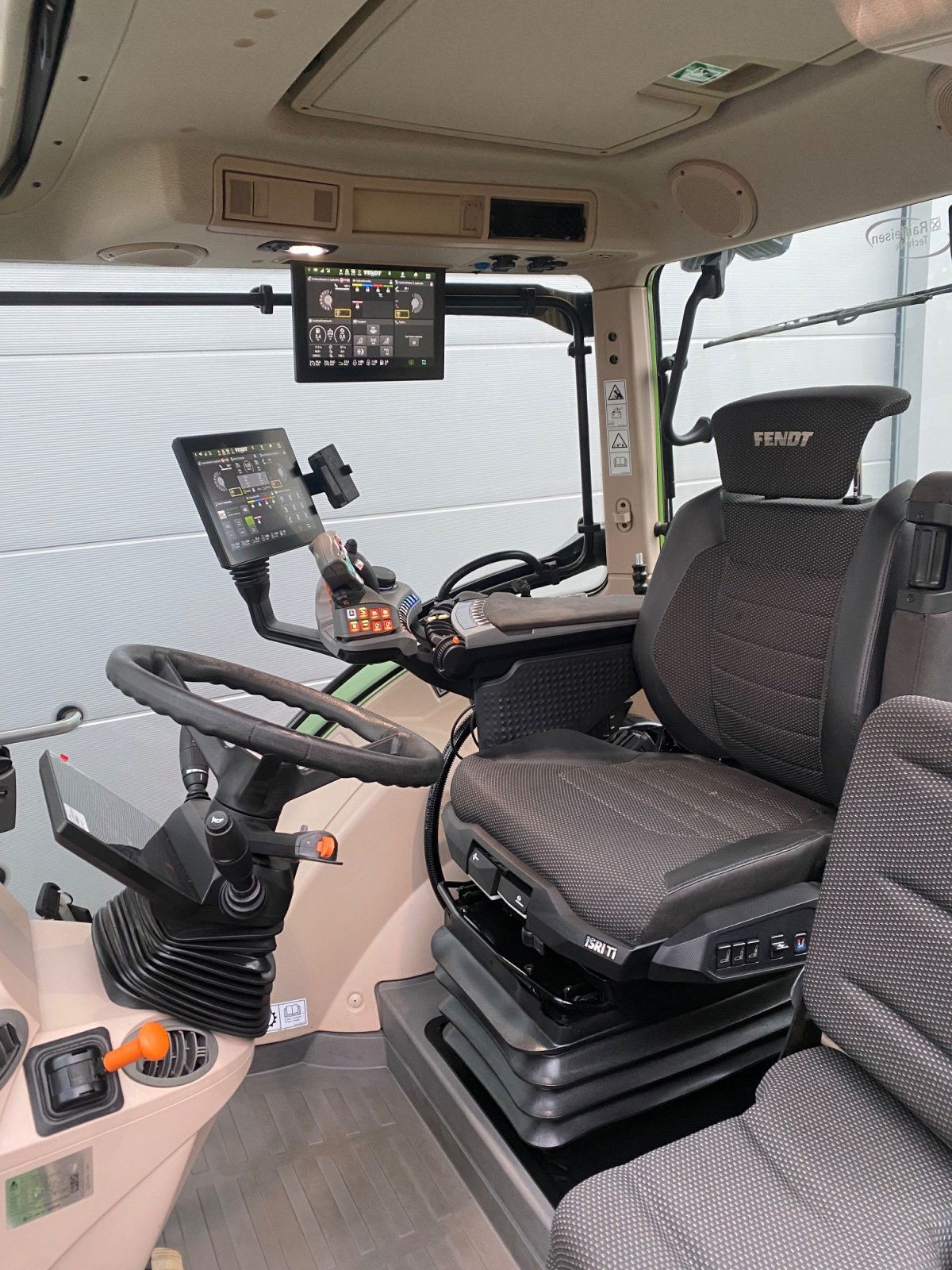 Traktor del tipo Fendt 620 Vario Profi+ Setting2 Profiplus RTK Entlastung Terminal Dach LED, Gebrauchtmaschine en Weigendorf (Imagen 3)