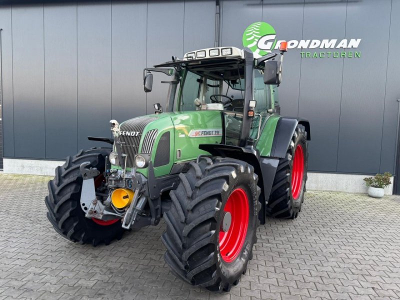 Traktor tip Fendt 711 Vario Tms Com2, Gebrauchtmaschine in Daarle